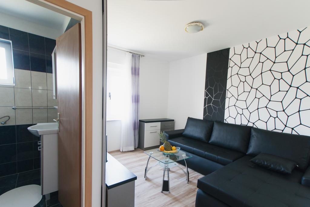 Apartments Toka Петркане Стая снимка
